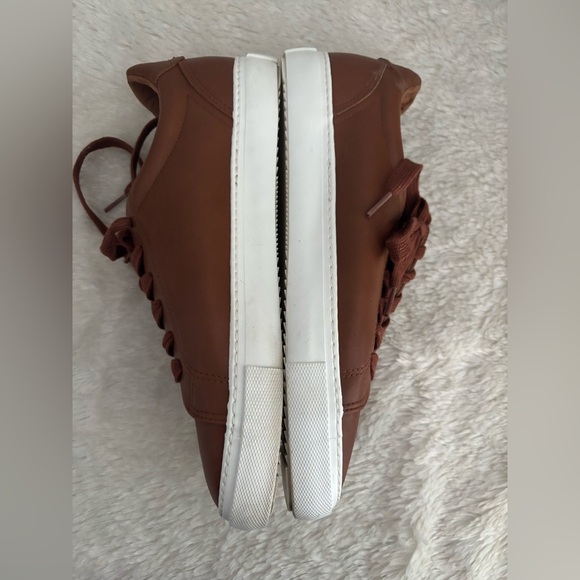 ASOS DESIGN lace up sneakers in tan faux leather Size 9 - Picture 4 of 11